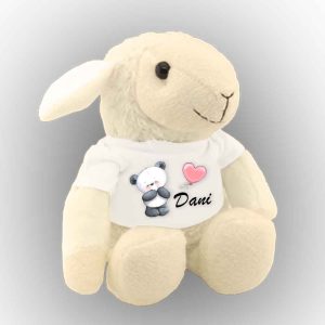 Plüss bárány saját névvel, pandás pólóban