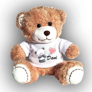 Plüss maci saját névvel, pandás pólóban