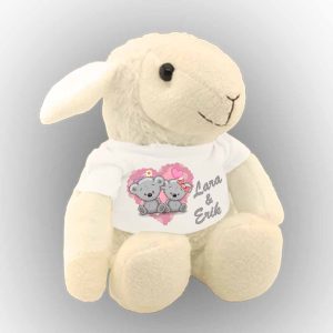 Plüss bárány saját névvel, szerelmes macik pólóban