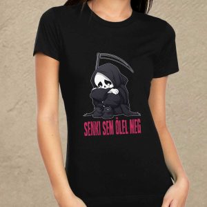 Senki sem ölel meg fekete női póló (piros felirat)